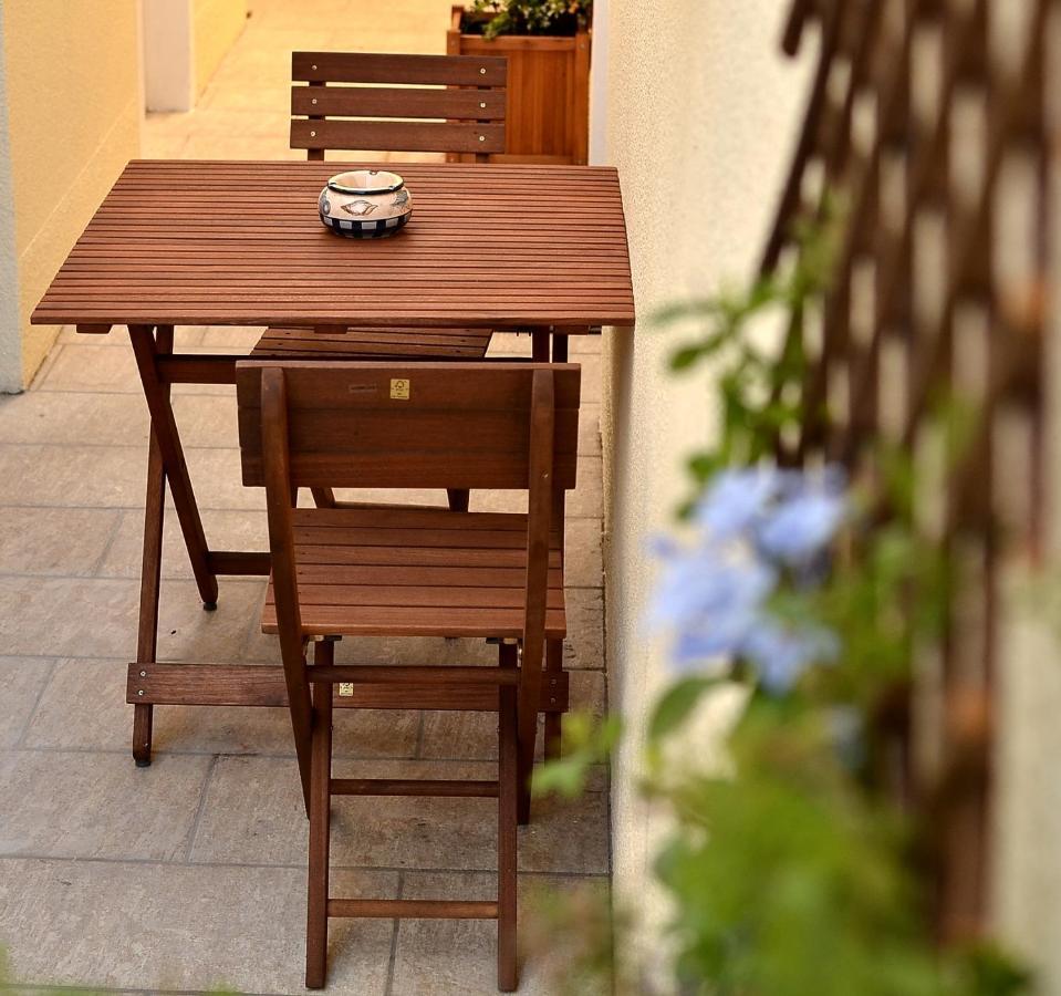 Mistral Appartements 포르-생-루이-뒤-론 외부 사진